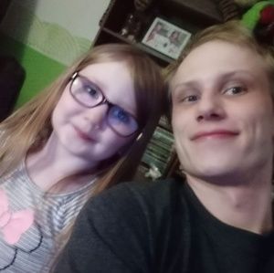 Meet your Posher, Dewaine